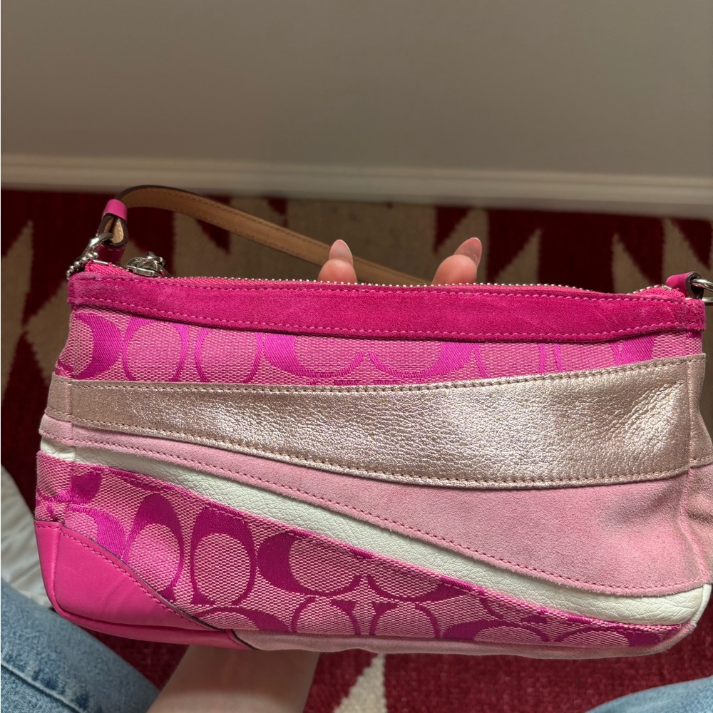 Leather pink and gold Coach shoulder purse